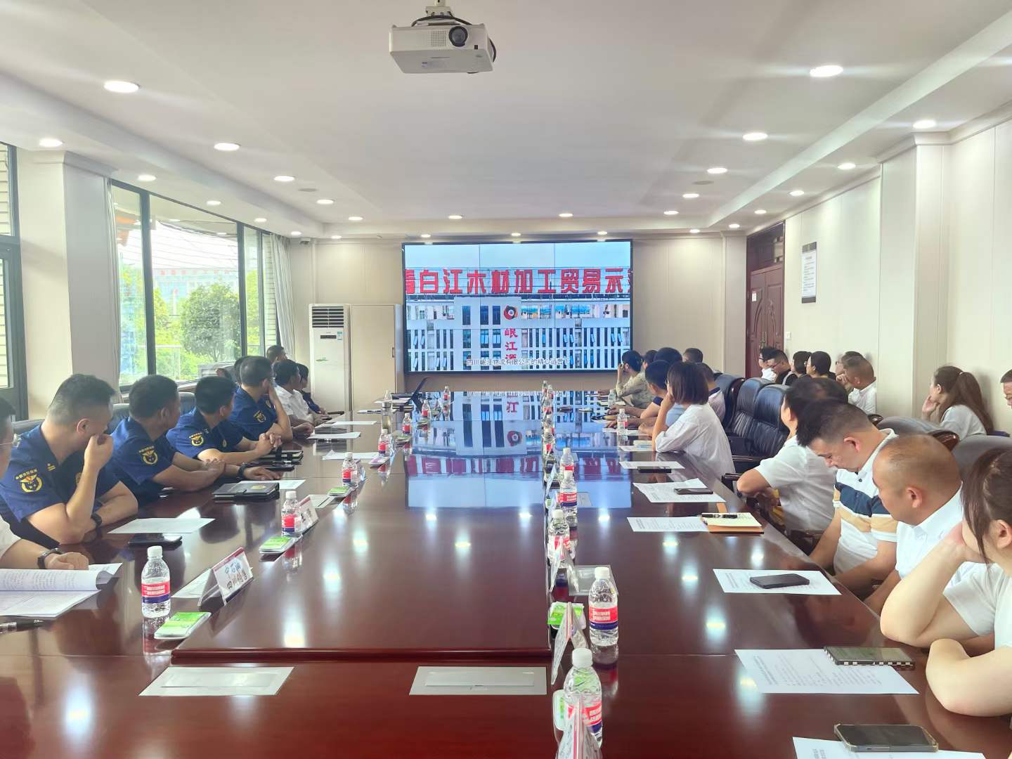 【中心動態(tài)】與四川省消防救援支隊(duì)簽署戰(zhàn)勤保障合作協(xié)議